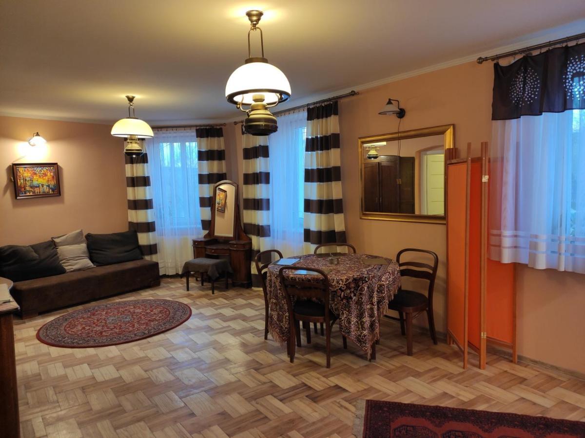 Dom Pod Zegarem Apartment Przemysl Luaran gambar