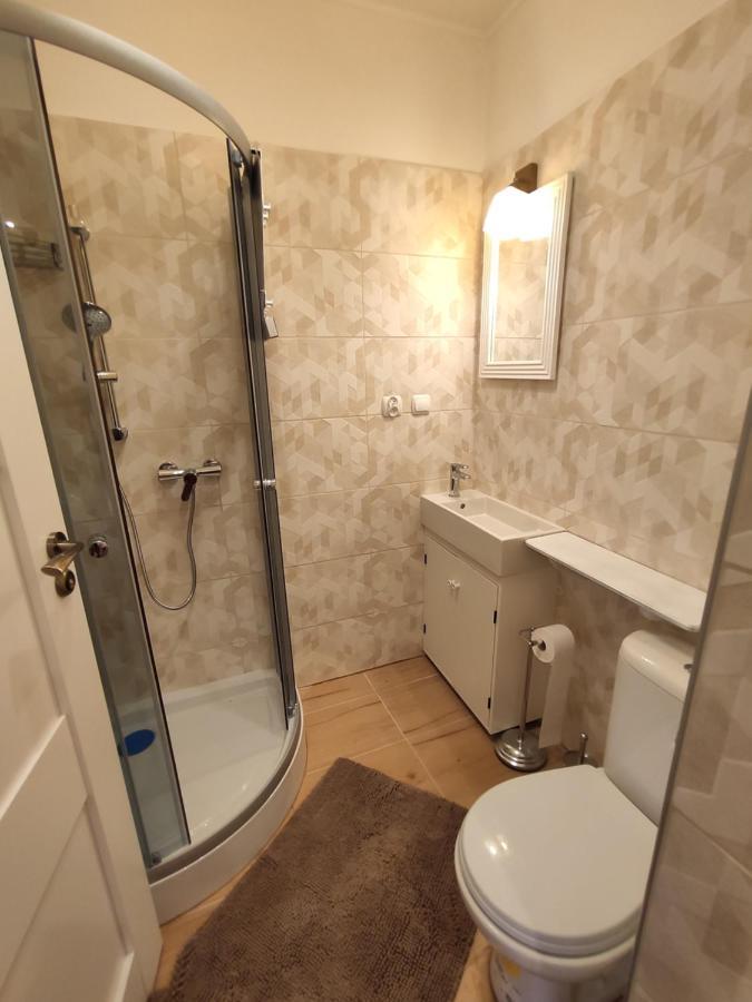 Dom Pod Zegarem Apartment Przemysl Luaran gambar