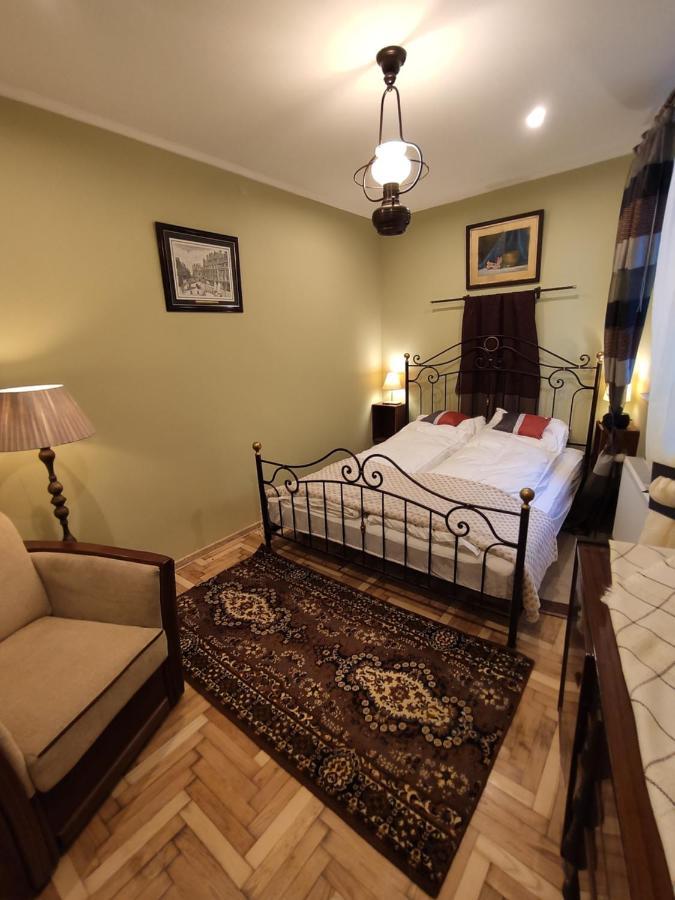 Dom Pod Zegarem Apartment Przemysl Luaran gambar