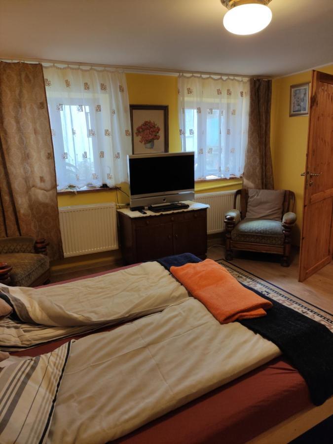 Dom Pod Zegarem Apartment Przemysl Luaran gambar