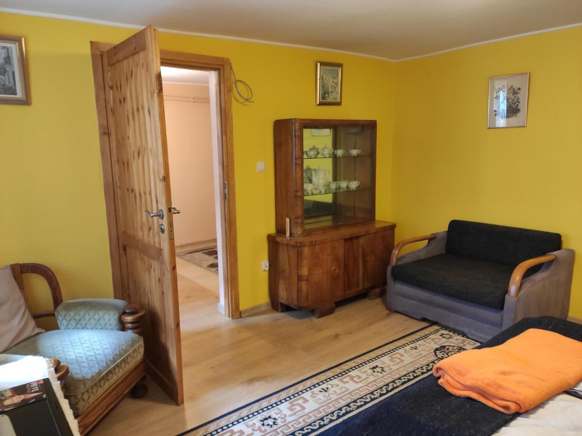 Dom Pod Zegarem Apartment Przemysl Luaran gambar